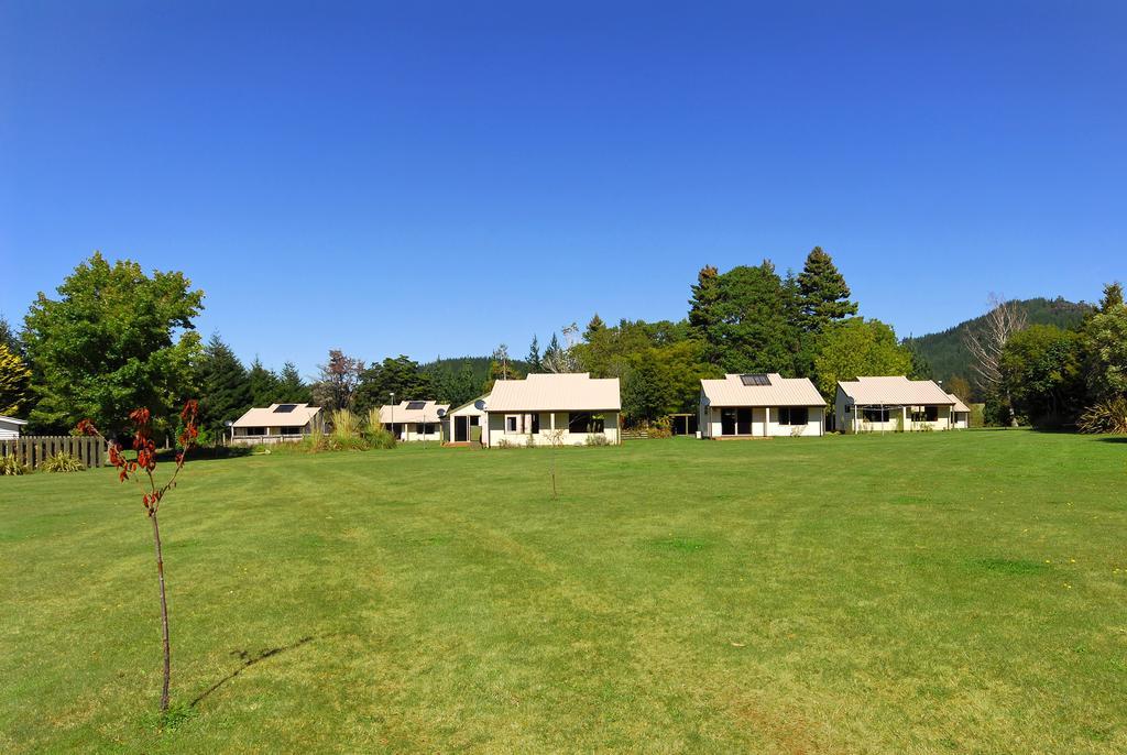 Mount Richmond Estate Motels Rai Valley 外观 照片
